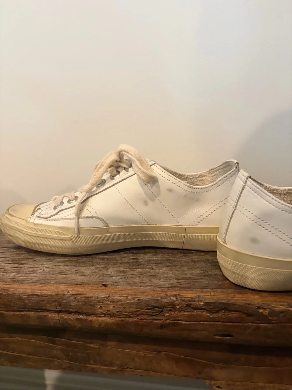 Golden Goose VSTAR2 White Sneaker with Green Accent